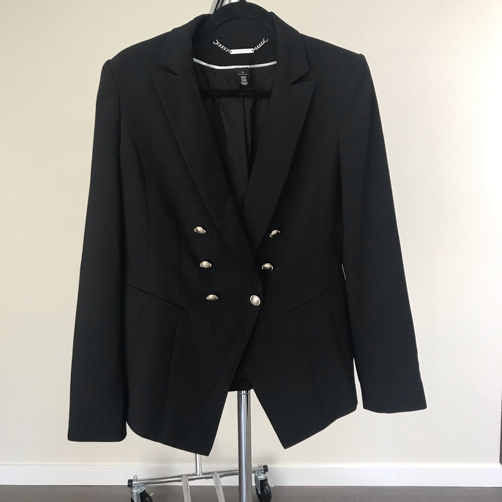 Double-breasted White | Black Blazer